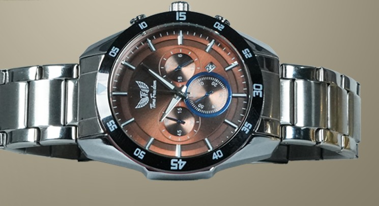 Time Freedom men's chronograph watch with steel bracelet